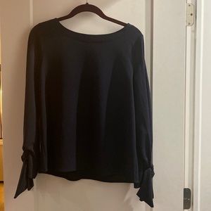 Ann Taylor navy top, size small,